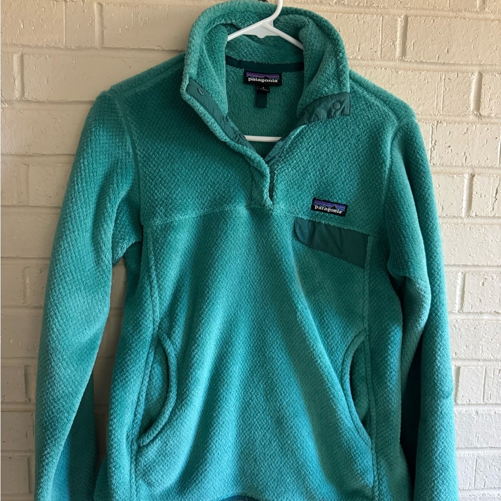 Patagonia Women's Teal Pull Over